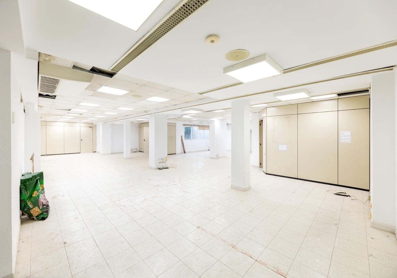 5 sypialnia Mieszkanie na sprzedaż w Miasto Grenada - 490 000 € (Ref: 9652252)