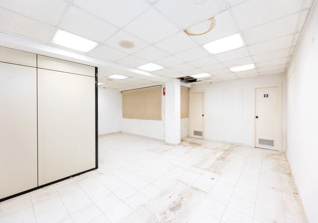 5 sypialnia Mieszkanie na sprzedaż w Centro, Miasto Grenada - 490 000 € (Ref: 9652252)