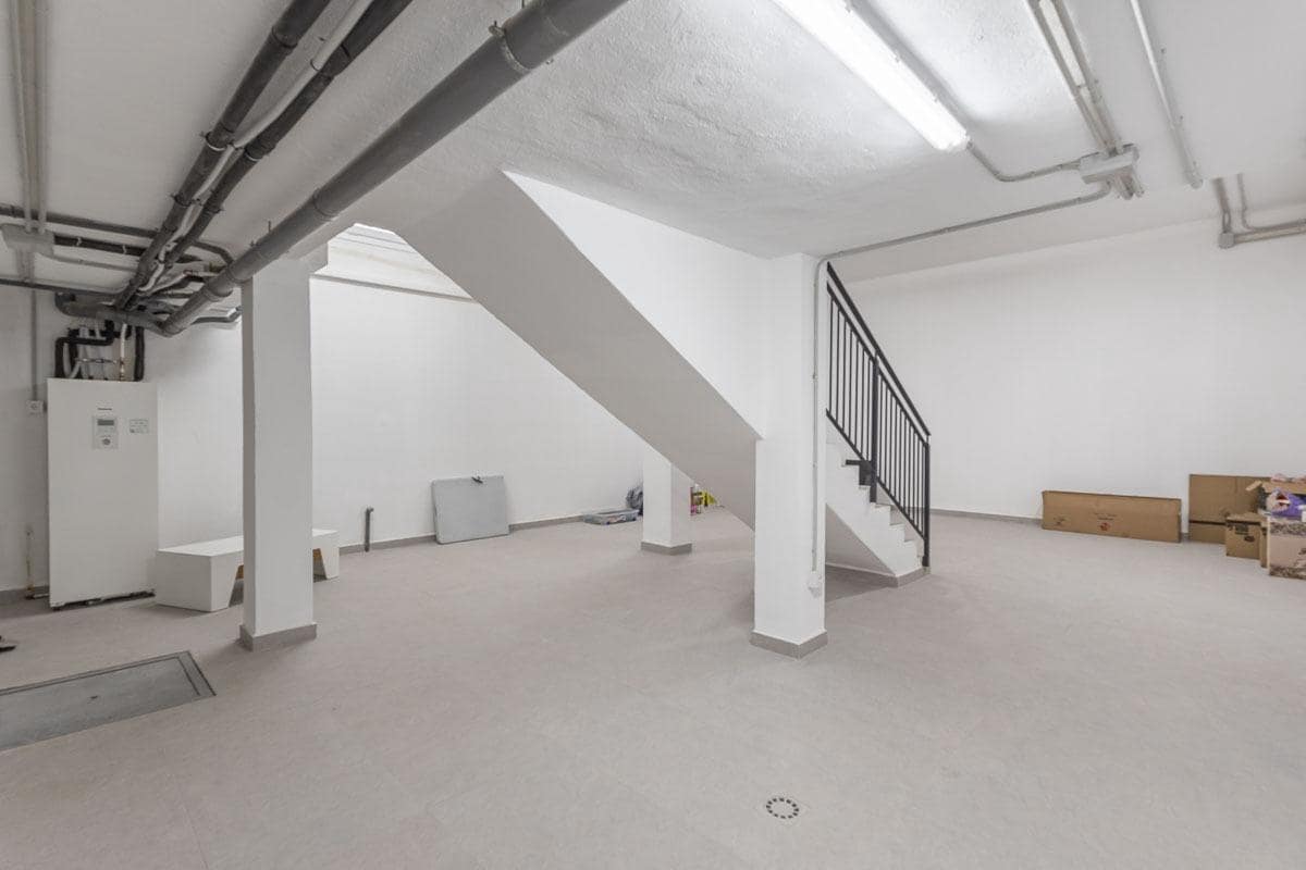 3 slaapkamer Rijtjeshuis te koop in Albolote met zwembad garage - € 620.000 (Ref: 9656299)