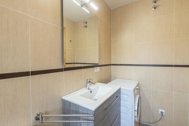 3 camera da letto Villetta a Schiera in vendita in Ambroz, Vegas del Genil con garage - 221.000 € (Rif: 9656300)