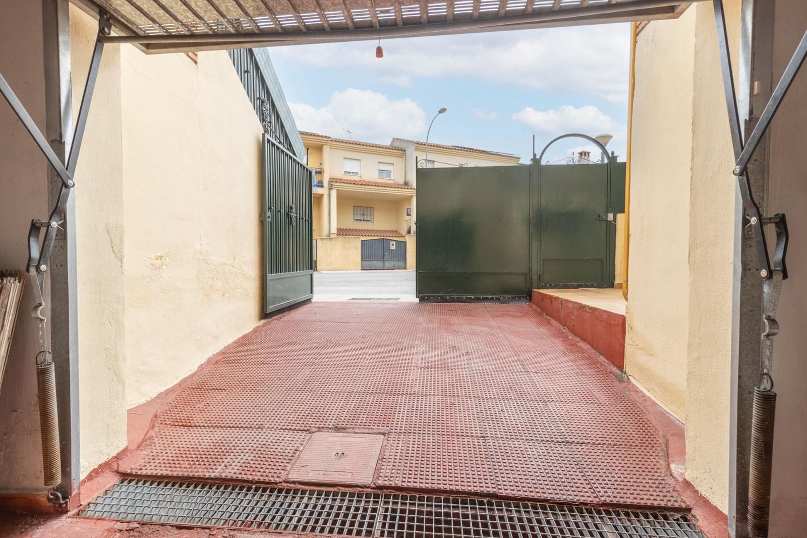 3 camera da letto Villetta a Schiera in vendita in Ambroz con garage - 221.000 € (Rif: 9656300)