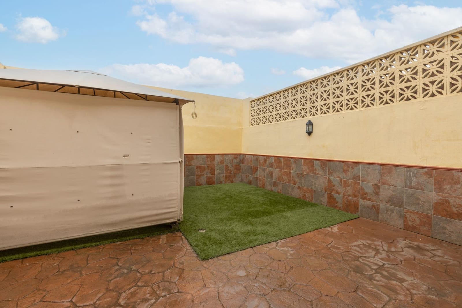 3 camera da letto Villetta a Schiera in vendita in Ambroz con garage - 221.000 € (Rif: 9656300)