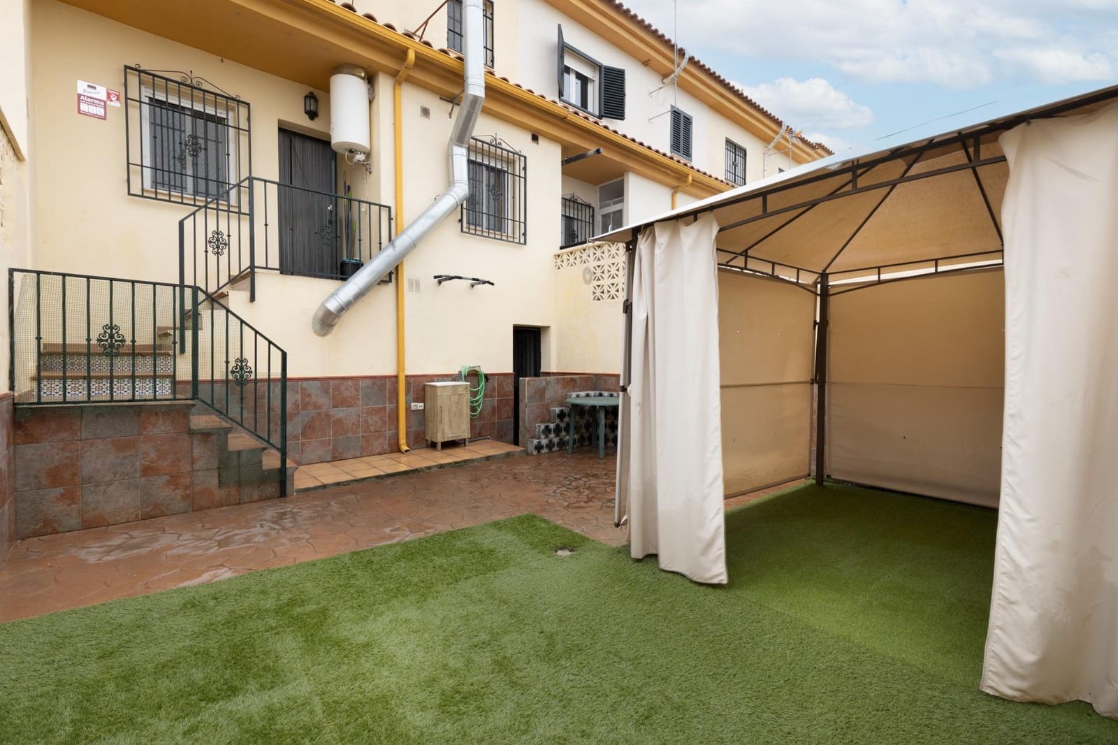 3 camera da letto Villetta a Schiera in vendita in Ambroz con garage - 221.000 € (Rif: 9656300)