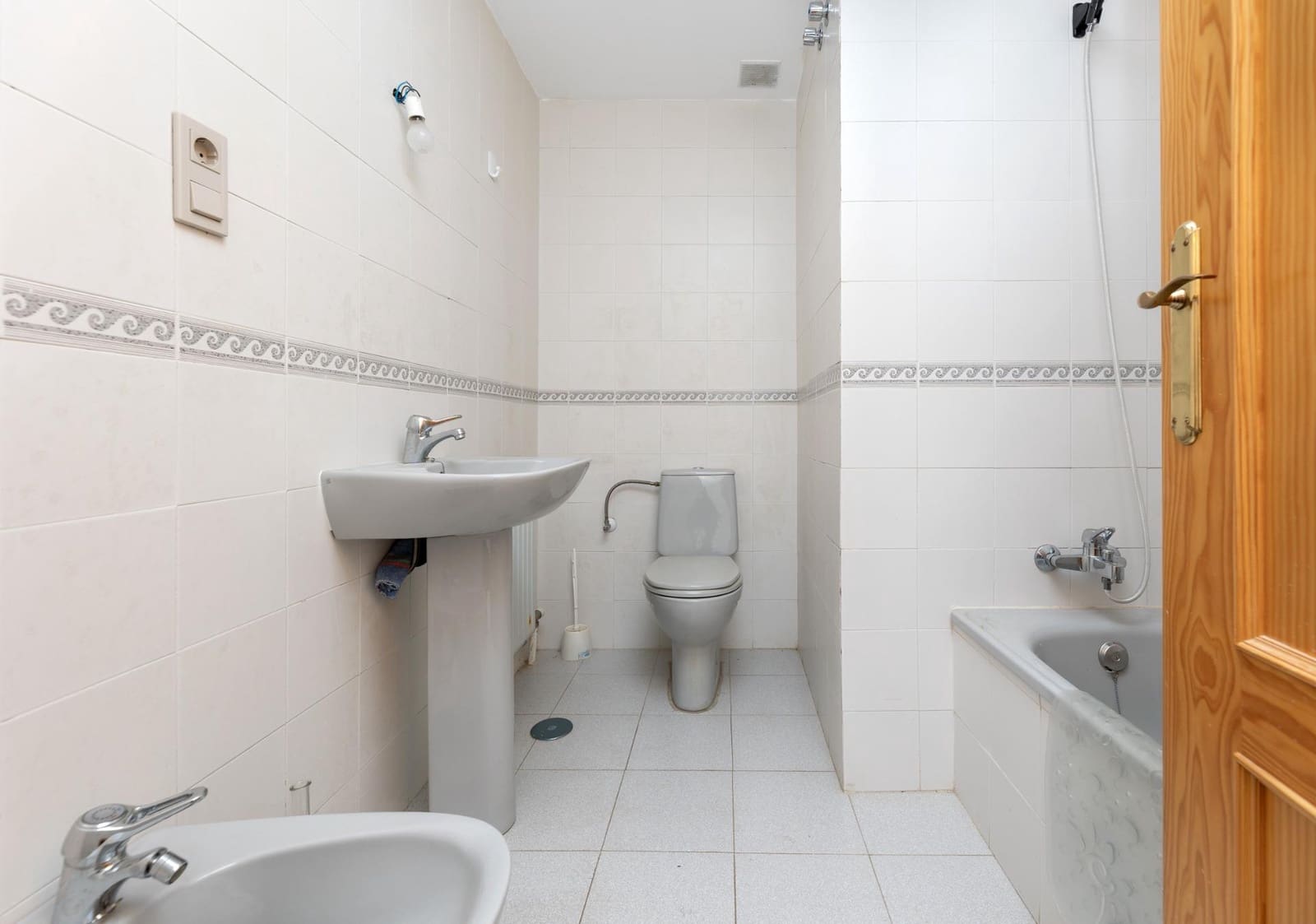 2 chambre Villa/Maison Mitoyenne à vendre à Monachil avec piscine garage - 165 000 € (Ref: 9659651)