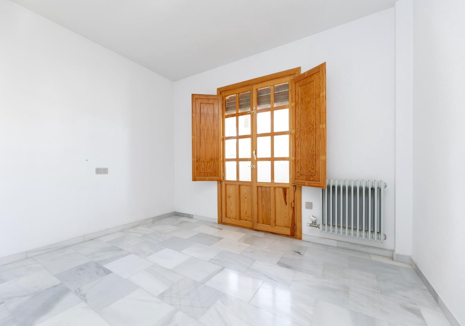 2 chambre Villa/Maison Mitoyenne à vendre à Monachil avec piscine garage - 165 000 € (Ref: 9659651)