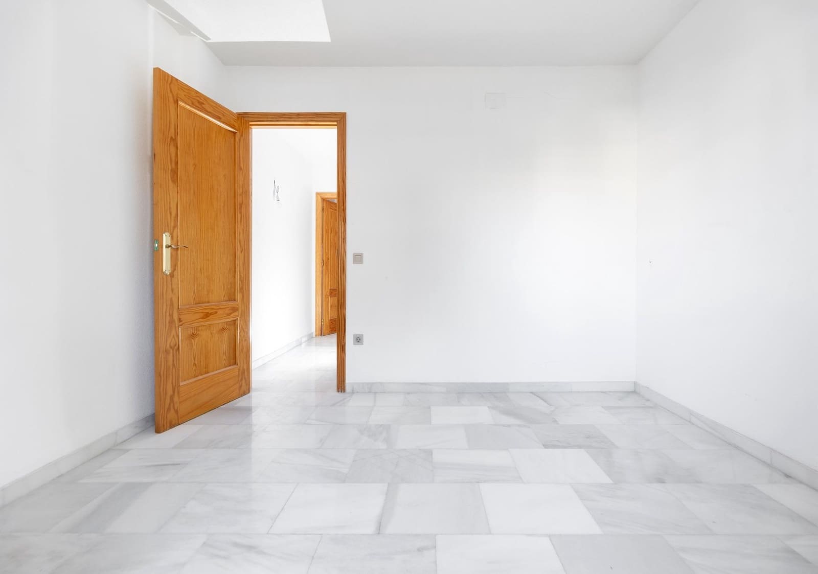 2 chambre Villa/Maison Mitoyenne à vendre à Monachil avec piscine garage - 165 000 € (Ref: 9659651)