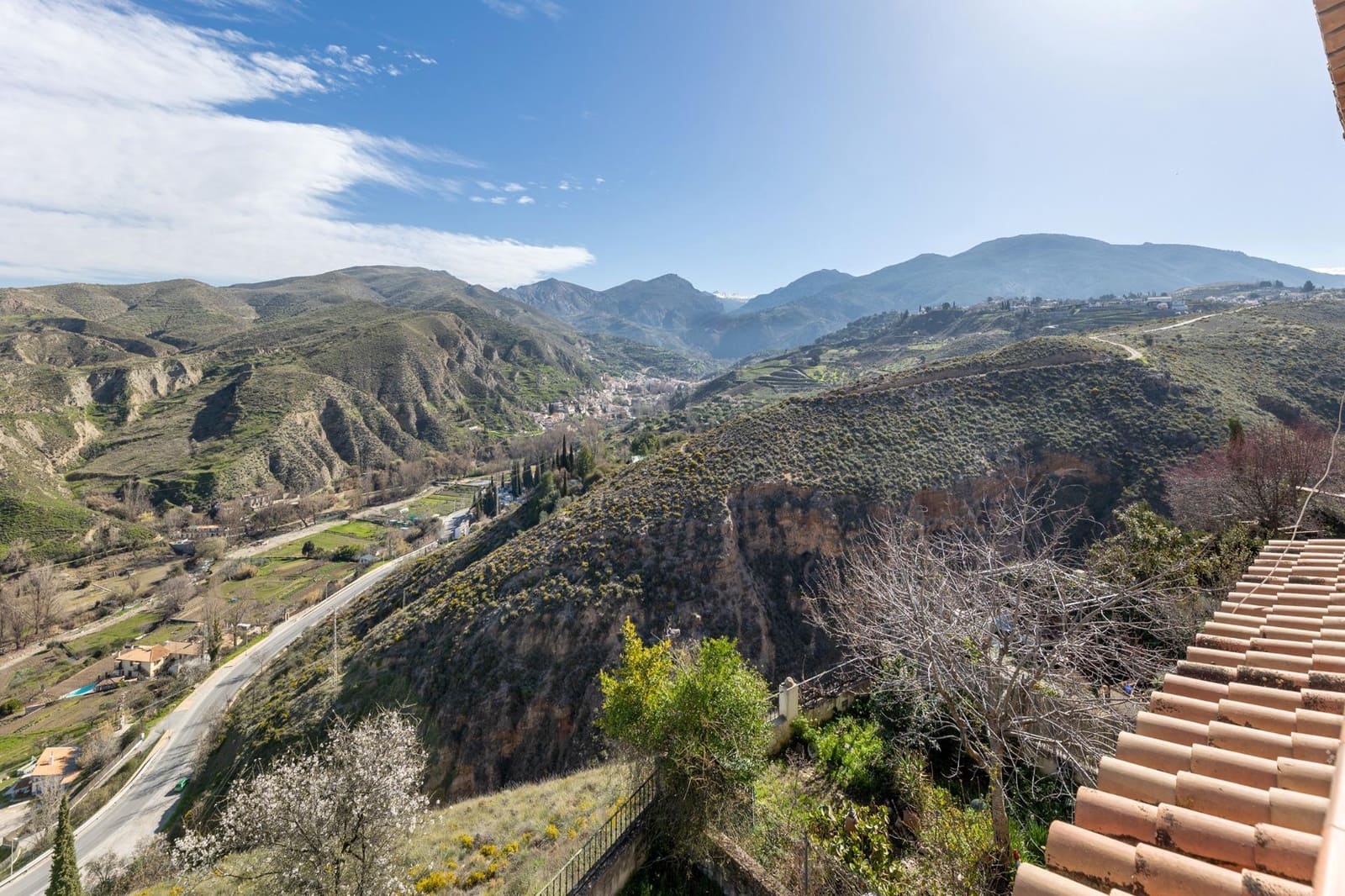 2 chambre Villa/Maison Mitoyenne à vendre à Monachil avec piscine garage - 165 000 € (Ref: 9659651)