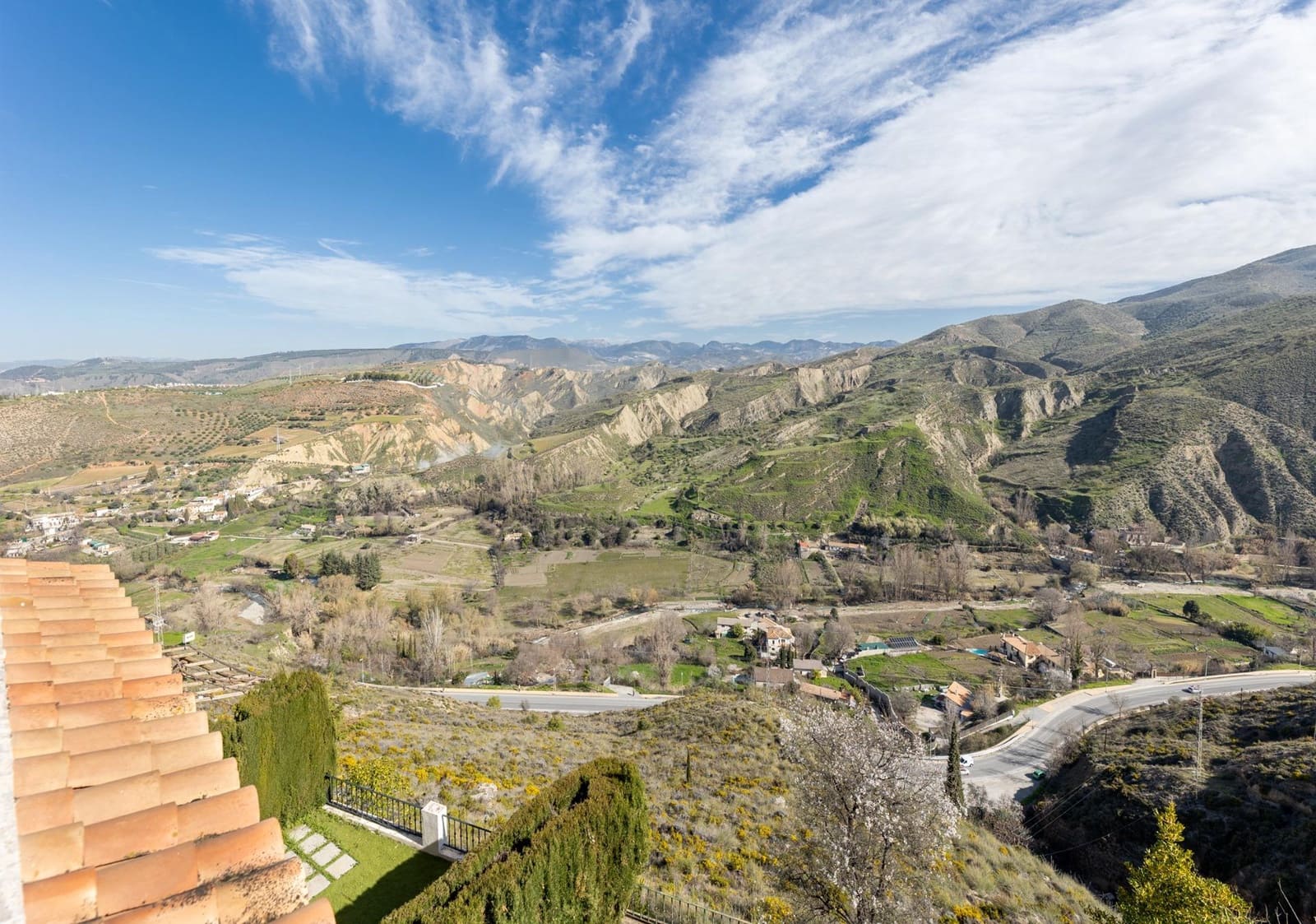 2 chambre Villa/Maison Mitoyenne à vendre à Monachil avec piscine garage - 165 000 € (Ref: 9659651)