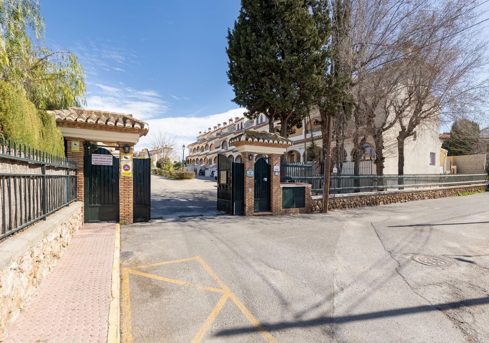 2 chambre Villa/Maison Mitoyenne à vendre à Monachil avec piscine garage - 165 000 € (Ref: 9659651)