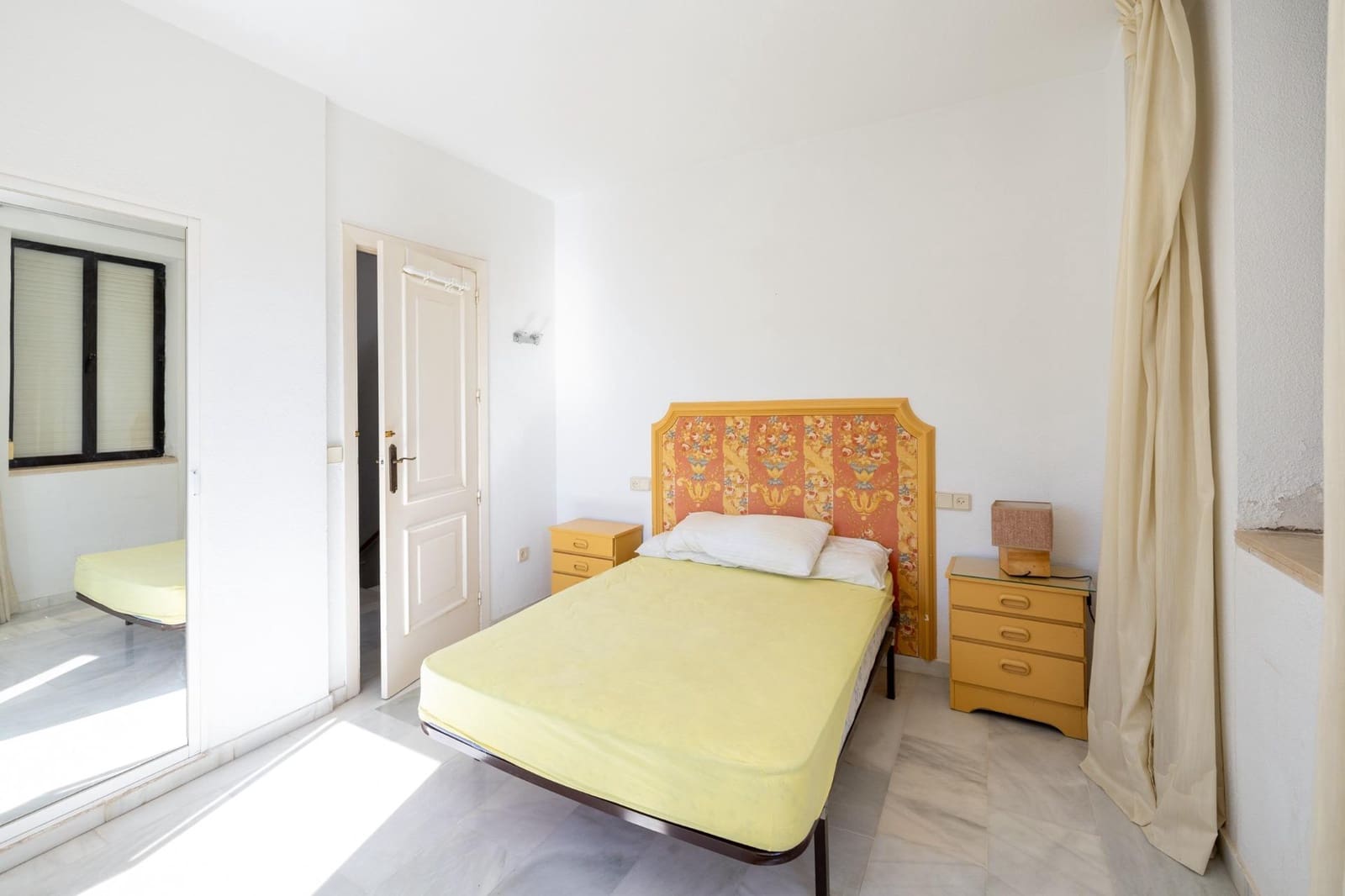 8 chambre Villa/Maison Semi-Mitoyenne à vendre à Calahonda - 480 000 € (Ref: 9659653)