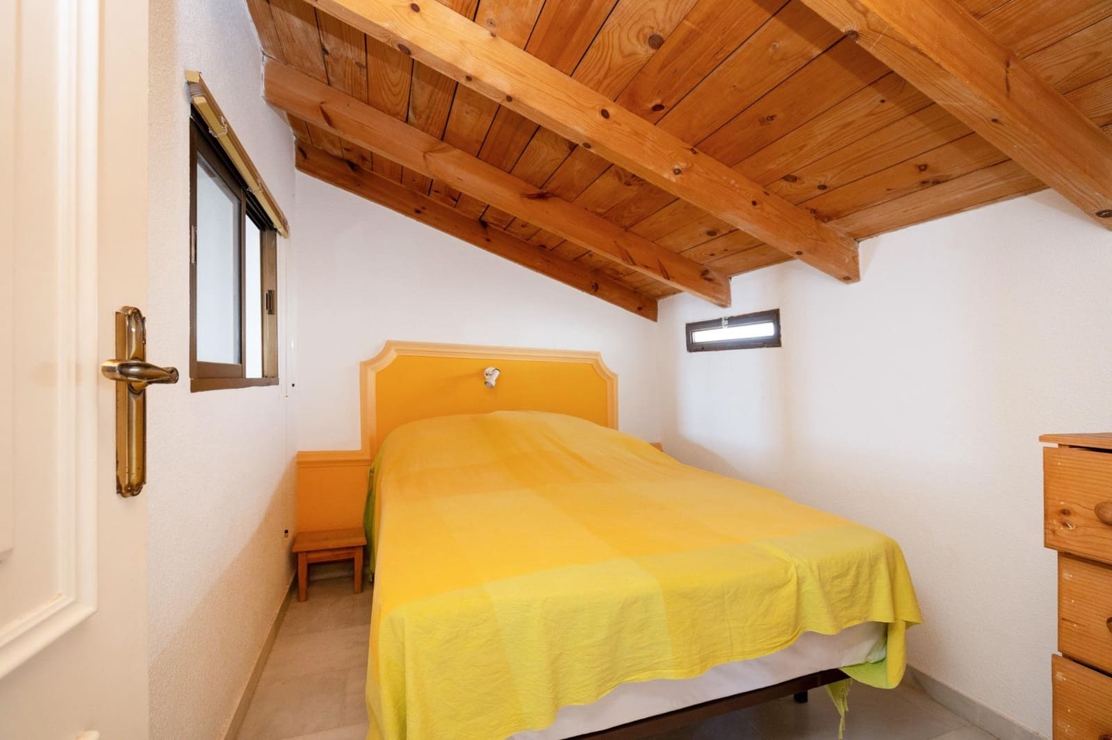 8 chambre Villa/Maison Semi-Mitoyenne à vendre à Calahonda - 480 000 € (Ref: 9659653)