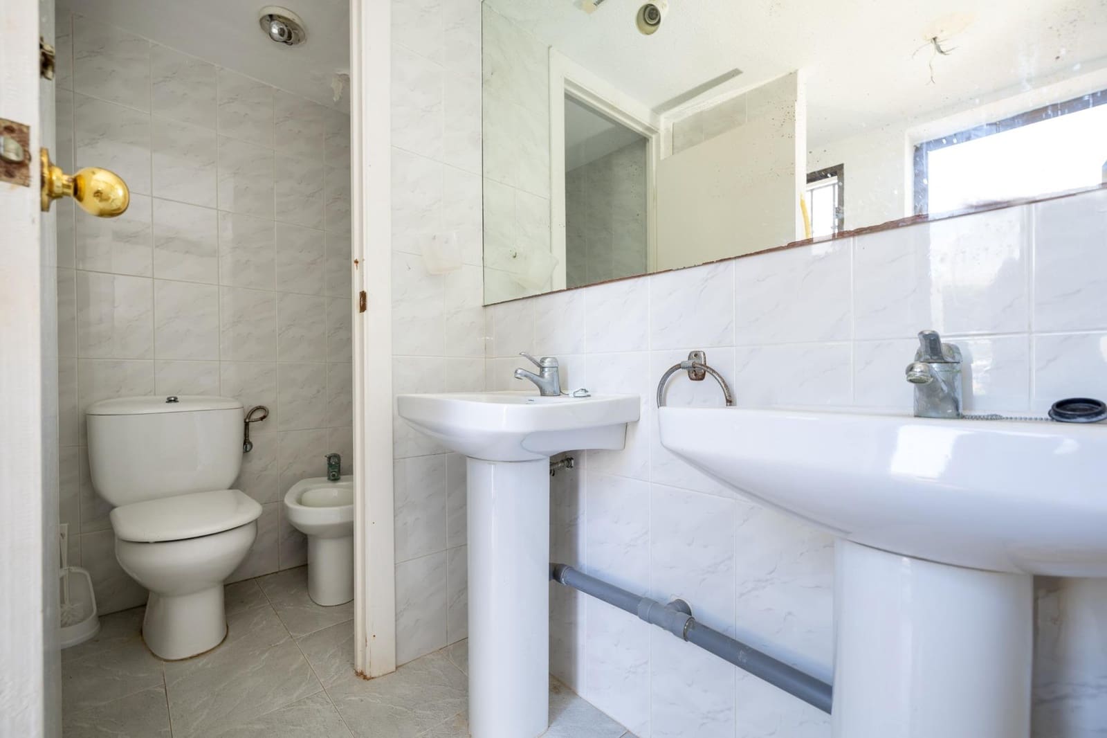 8 chambre Villa/Maison Semi-Mitoyenne à vendre à Calahonda - 480 000 € (Ref: 9659653)