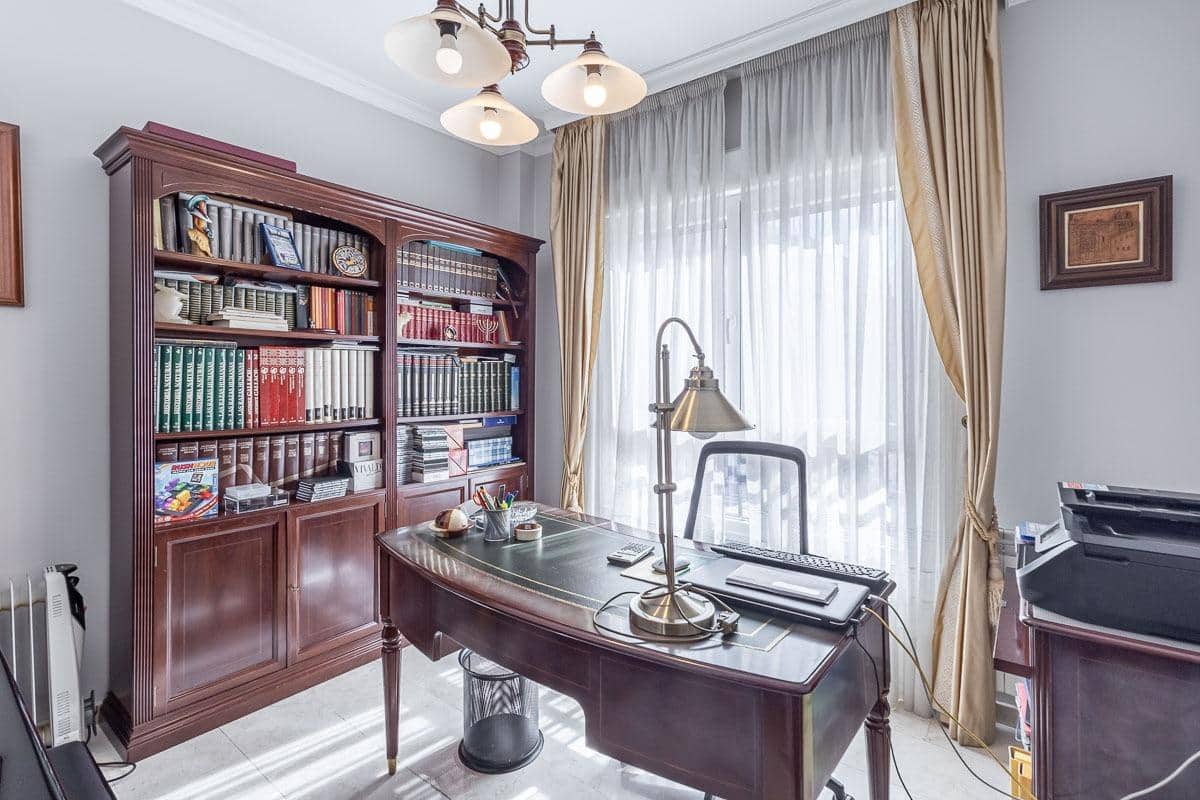 6 Zimmer Doppelhaus zu verkaufen in Granada Stadt mit Pool - 995.000 € (Ref: 9659654)