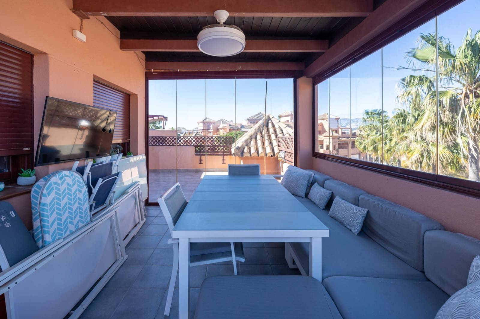 Ático de 4 habitaciones en Motril en venta con piscina garaje - 590.000 € (Ref: 9666973)