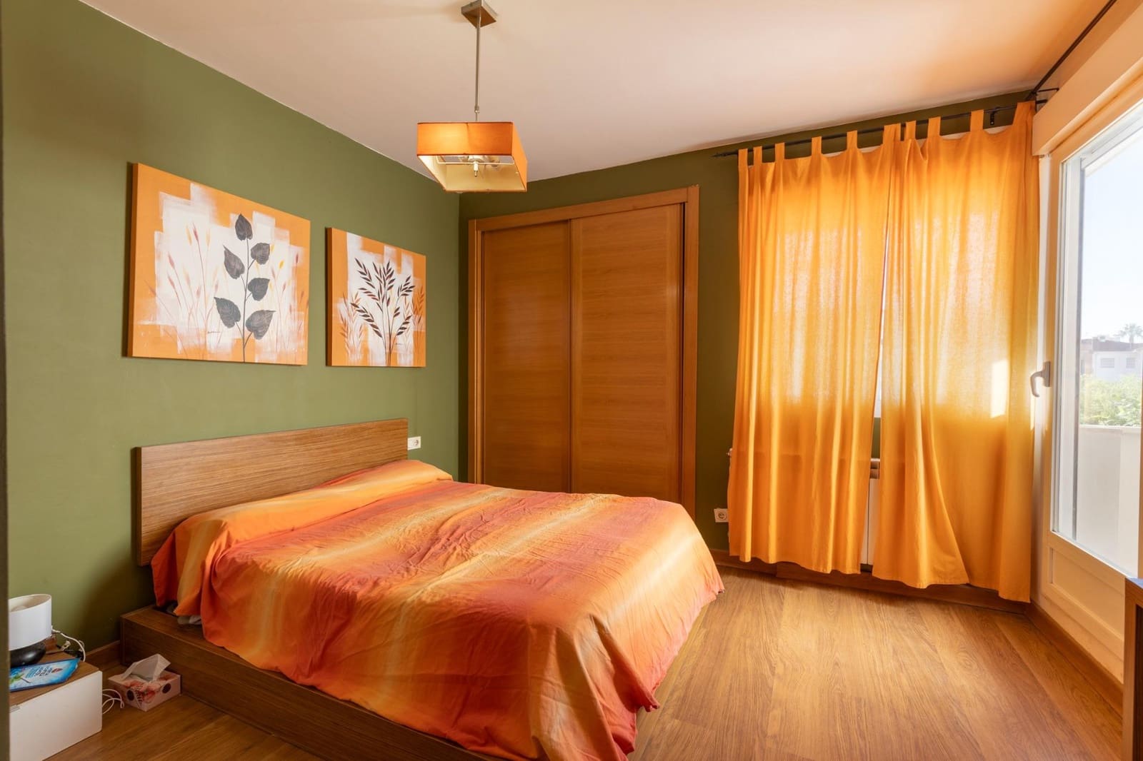 4 bedroom Terraced Villa for sale in Churriana de la Vega with garage - € 345,000 (Ref: 9670935)