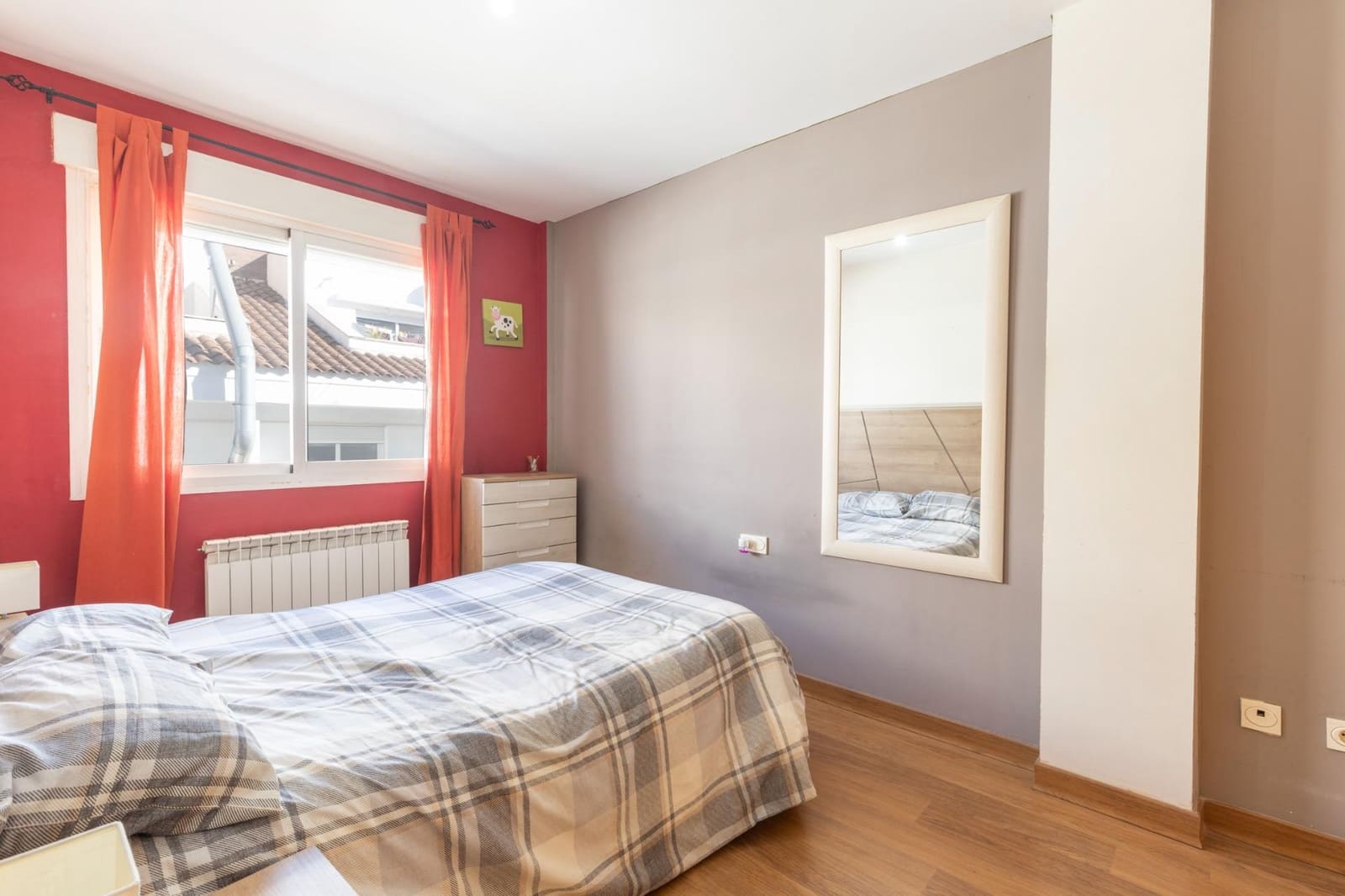 4 bedroom Terraced Villa for sale in Churriana de la Vega with garage - € 345,000 (Ref: 9670935)