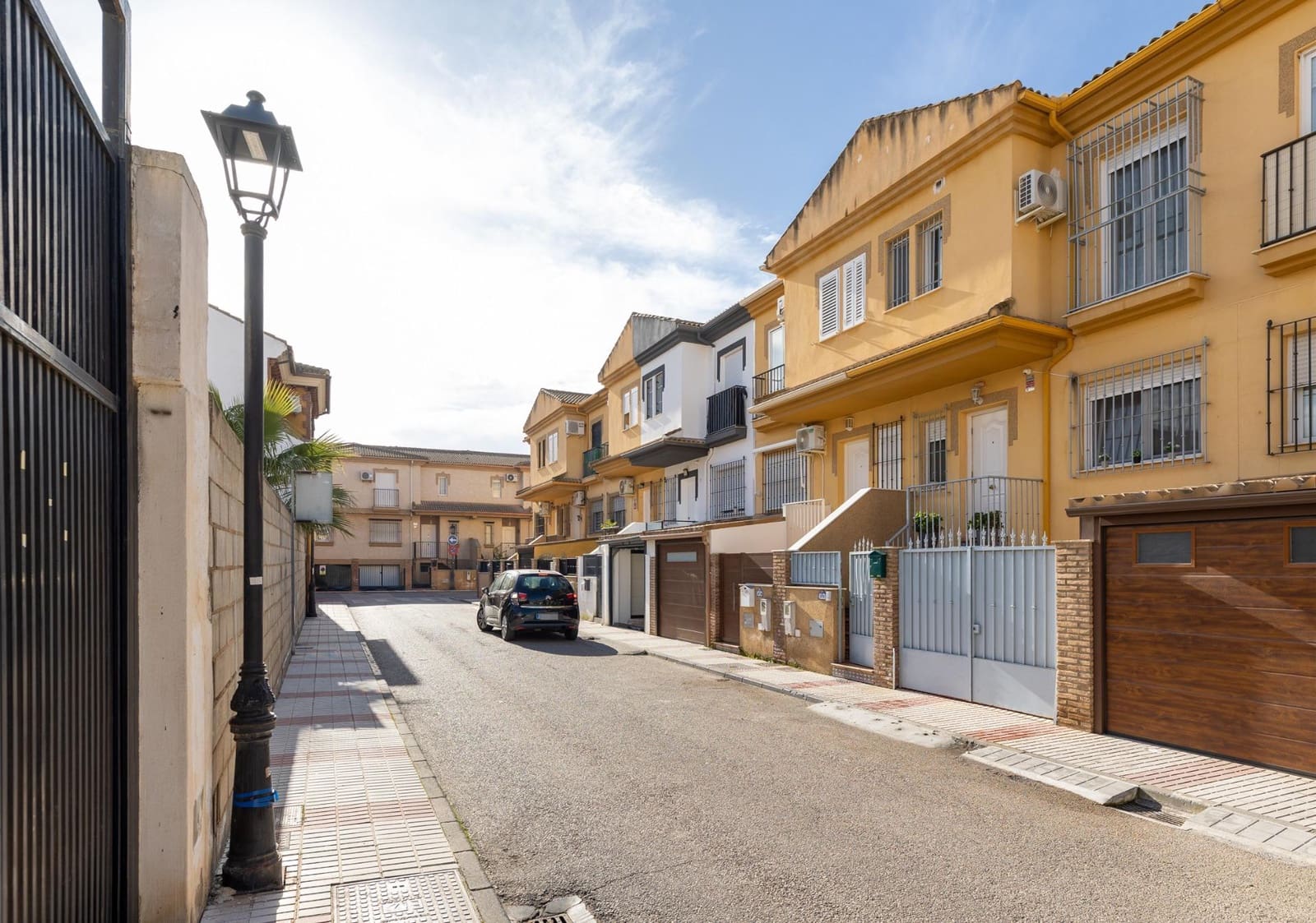 3 camera da letto Villetta a Schiera in vendita in Atarfe con garage - 225.000 € (Rif: 9674512)