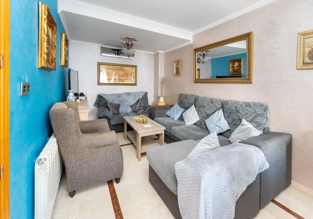 3 camera da letto Villetta a Schiera in vendita in Atarfe con garage - 225.000 € (Rif: 9674512)