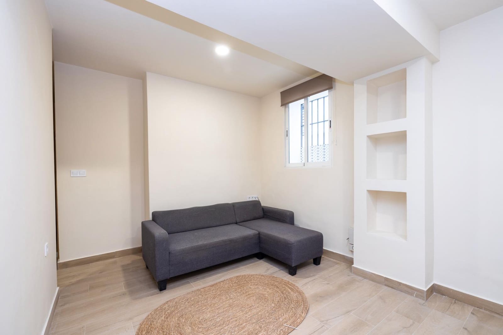 2 bedroom Flat for sale in Granada city - € 195,000 (Ref: 9674513)