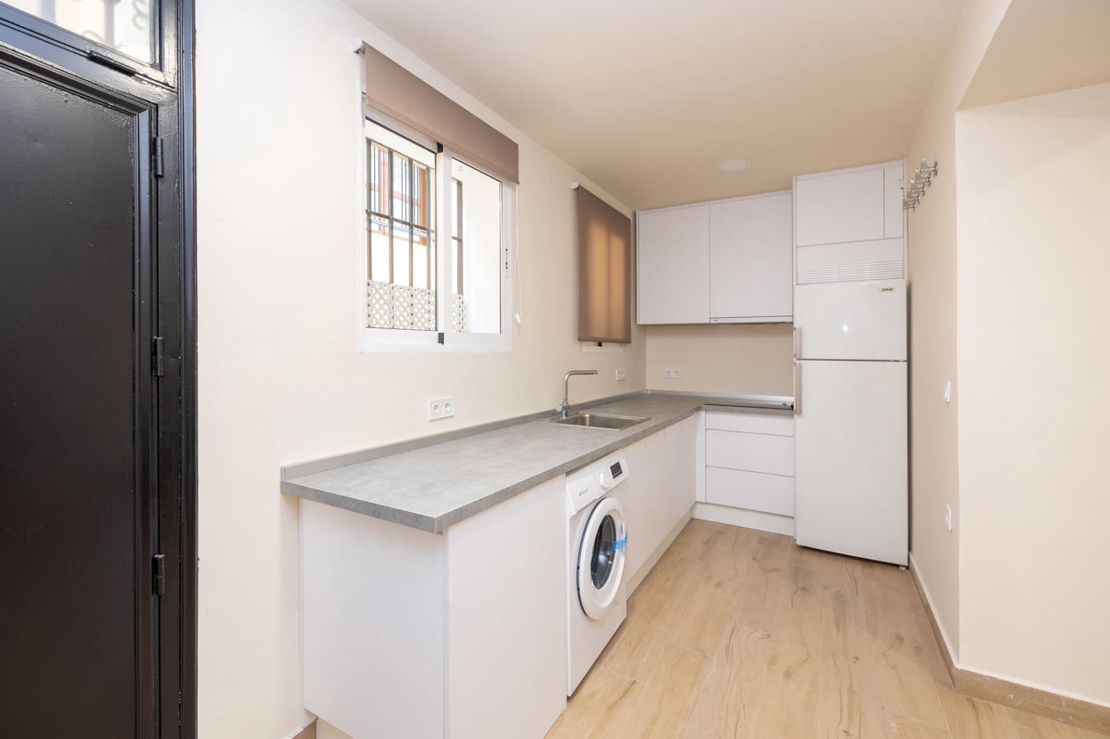 2 bedroom Flat for sale in Granada city - € 195,000 (Ref: 9674513)