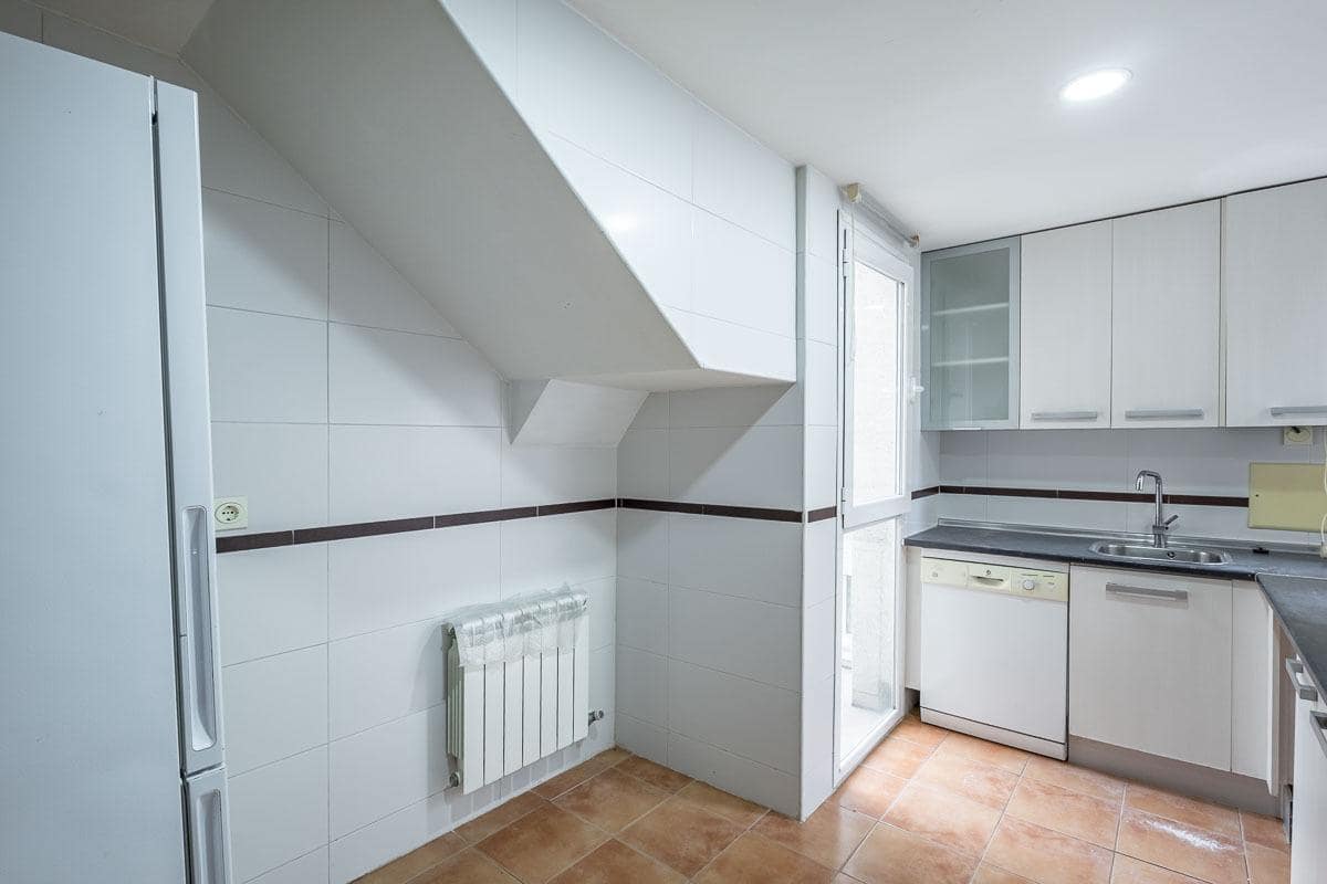 3 soverom Penthouse til salgs i Granada by med svømmebasseng garasje - € 397 500 (Ref: 9674515)