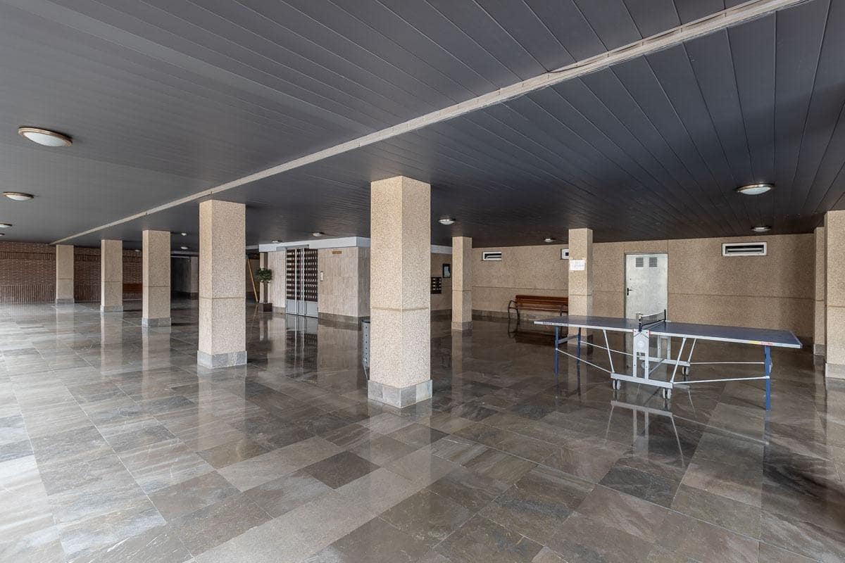 3 soverom Penthouse til salgs i Granada by med svømmebasseng garasje - € 397 500 (Ref: 9674515)