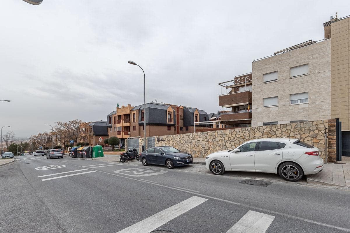 3 soverom Penthouse til salgs i Granada by med svømmebasseng garasje - € 397 500 (Ref: 9674515)