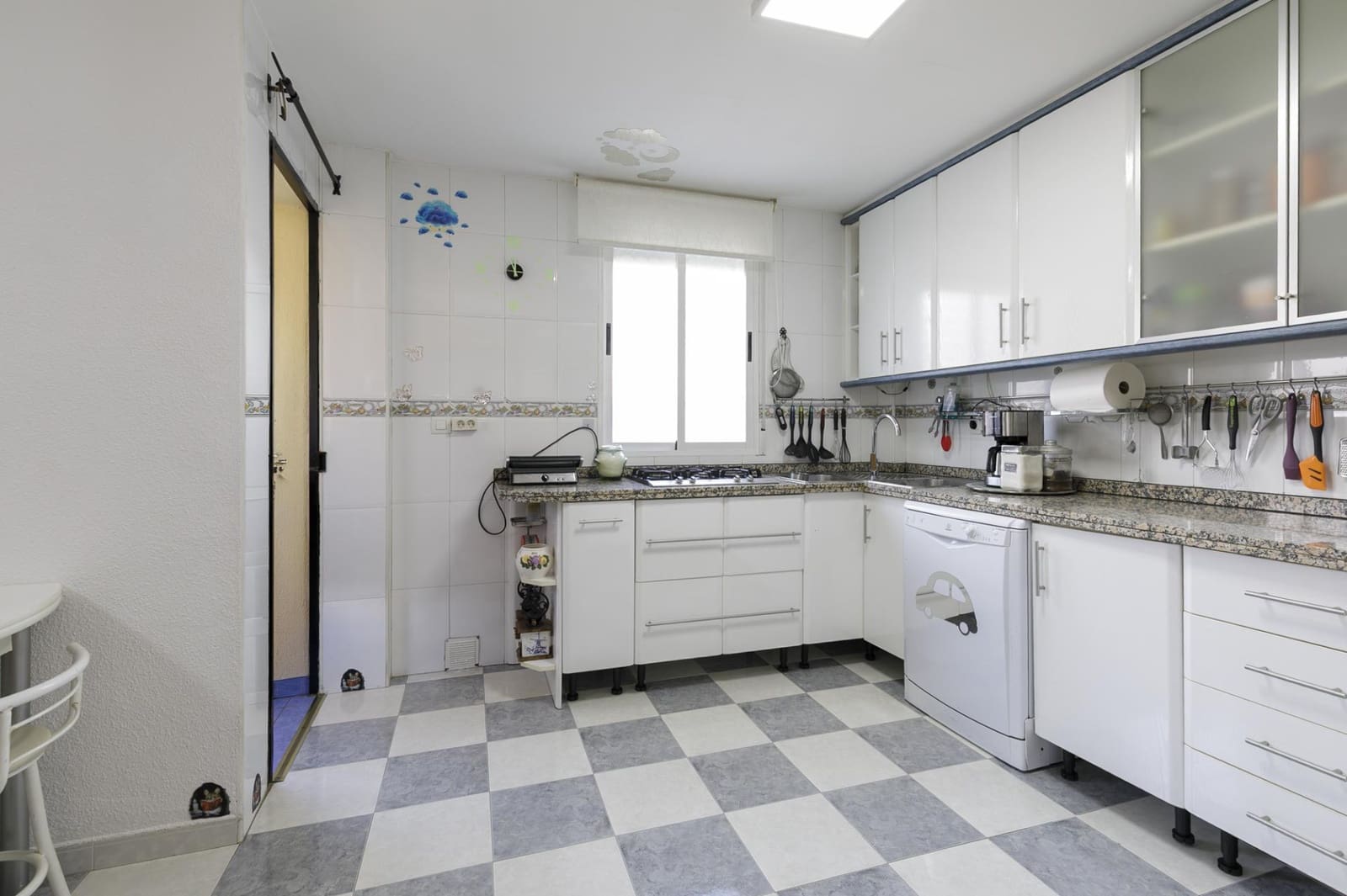 Adosado de 3 habitaciones en Vegas del Genil en venta con piscina garaje - 209.000 € (Ref: 9674517)