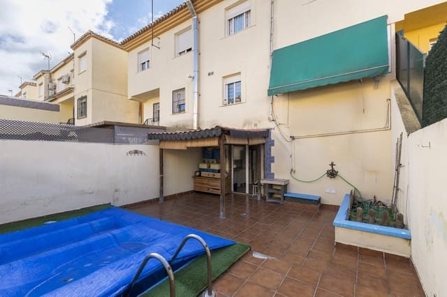 Adosado de 3 habitaciones en Vegas del Genil en venta con piscina garaje - 209.000 € (Ref: 9674517)