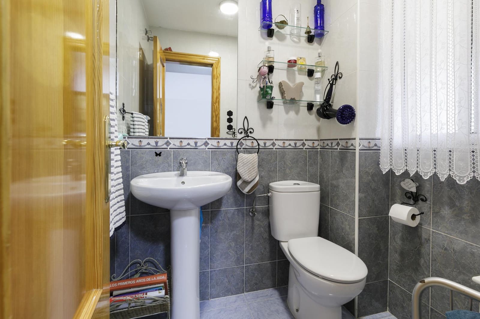 Adosado de 3 habitaciones en Vegas del Genil en venta con piscina garaje - 209.000 € (Ref: 9674517)