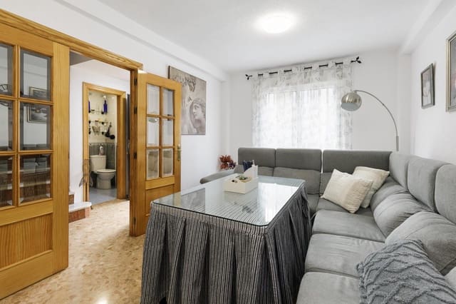 Adosado de 3 habitaciones en Vegas del Genil en venta con piscina garaje - 209.000 € (Ref: 9674517)