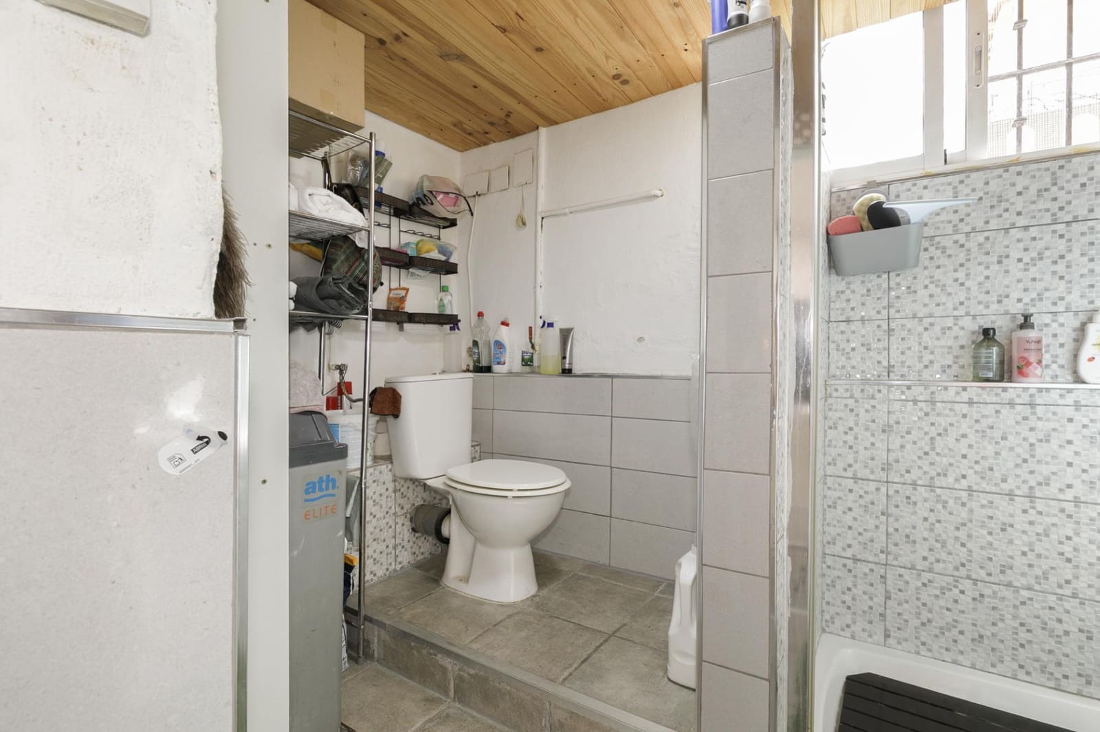 Adosado de 3 habitaciones en Vegas del Genil en venta con piscina garaje - 209.000 € (Ref: 9674517)