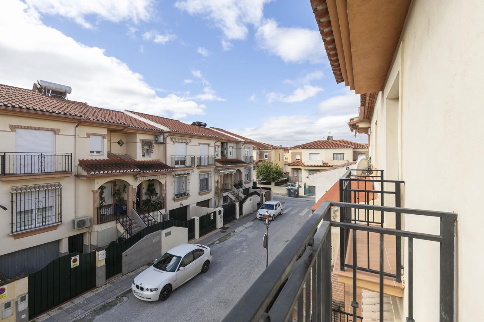 Adosado de 3 habitaciones en Vegas del Genil en venta con piscina garaje - 209.000 € (Ref: 9674517)