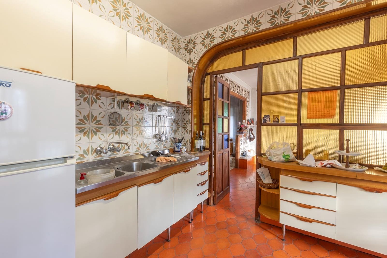 6 bedroom Villa for sale in La Zubia with pool garage - € 1,100,000 (Ref: 9674525)