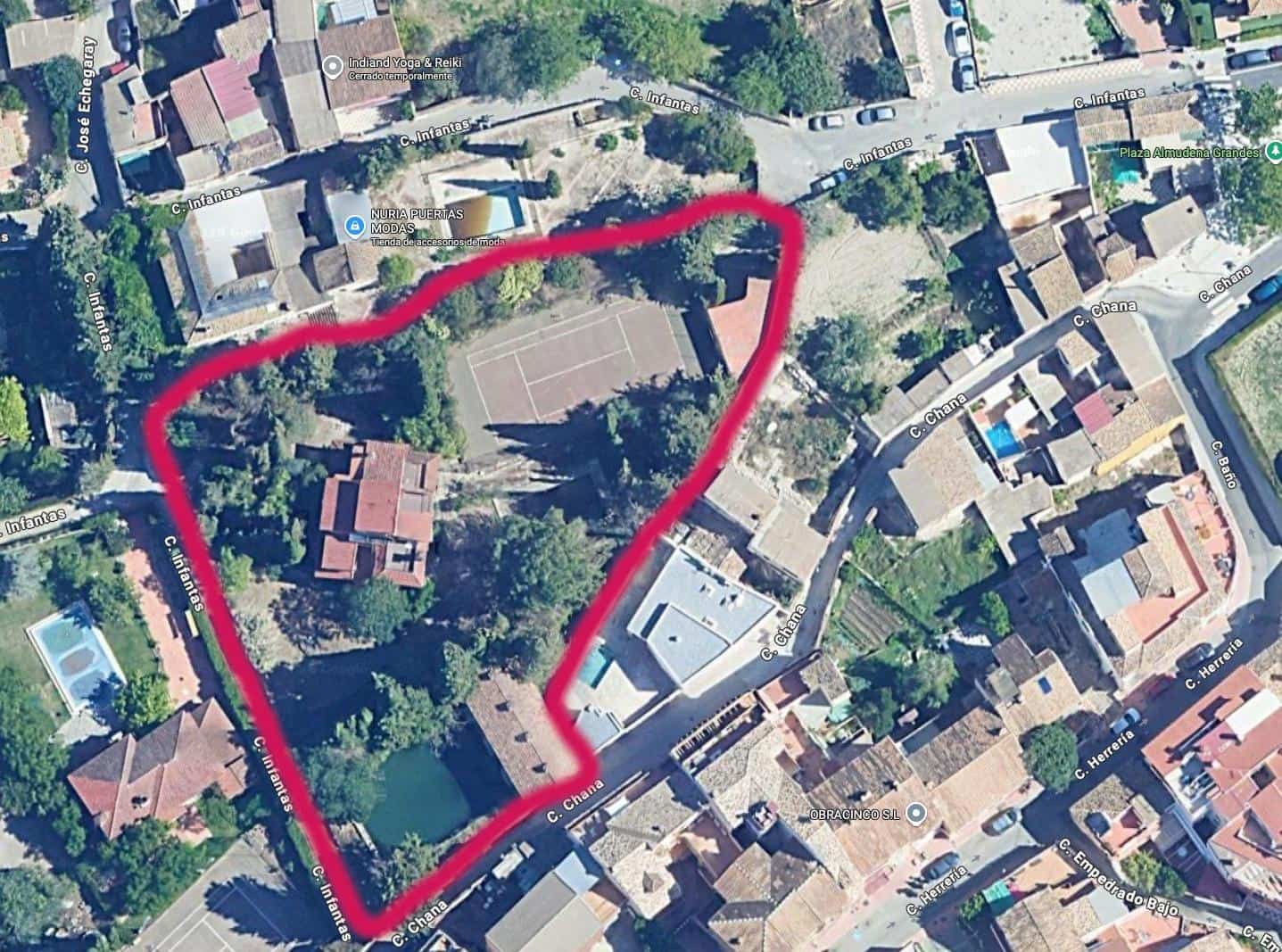 6 bedroom Villa for sale in La Zubia with pool garage - € 1,100,000 (Ref: 9674525)