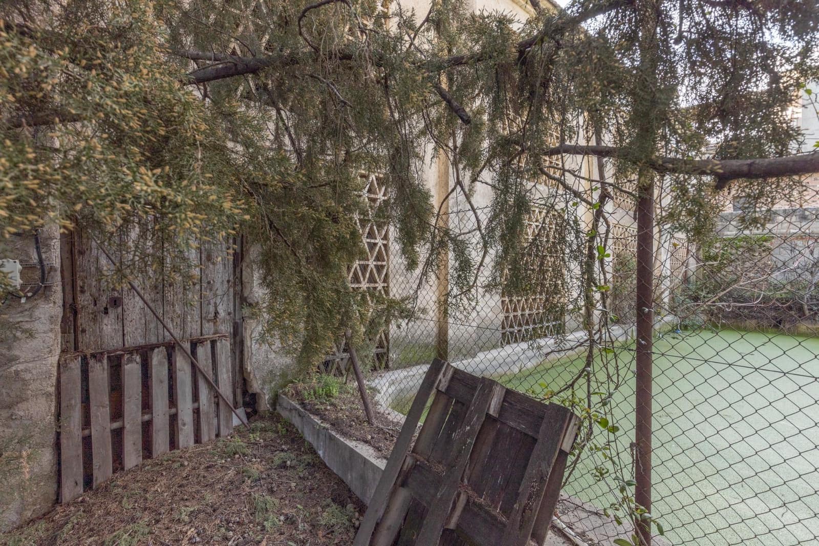 6 bedroom Villa for sale in La Zubia with pool garage - € 1,100,000 (Ref: 9674525)