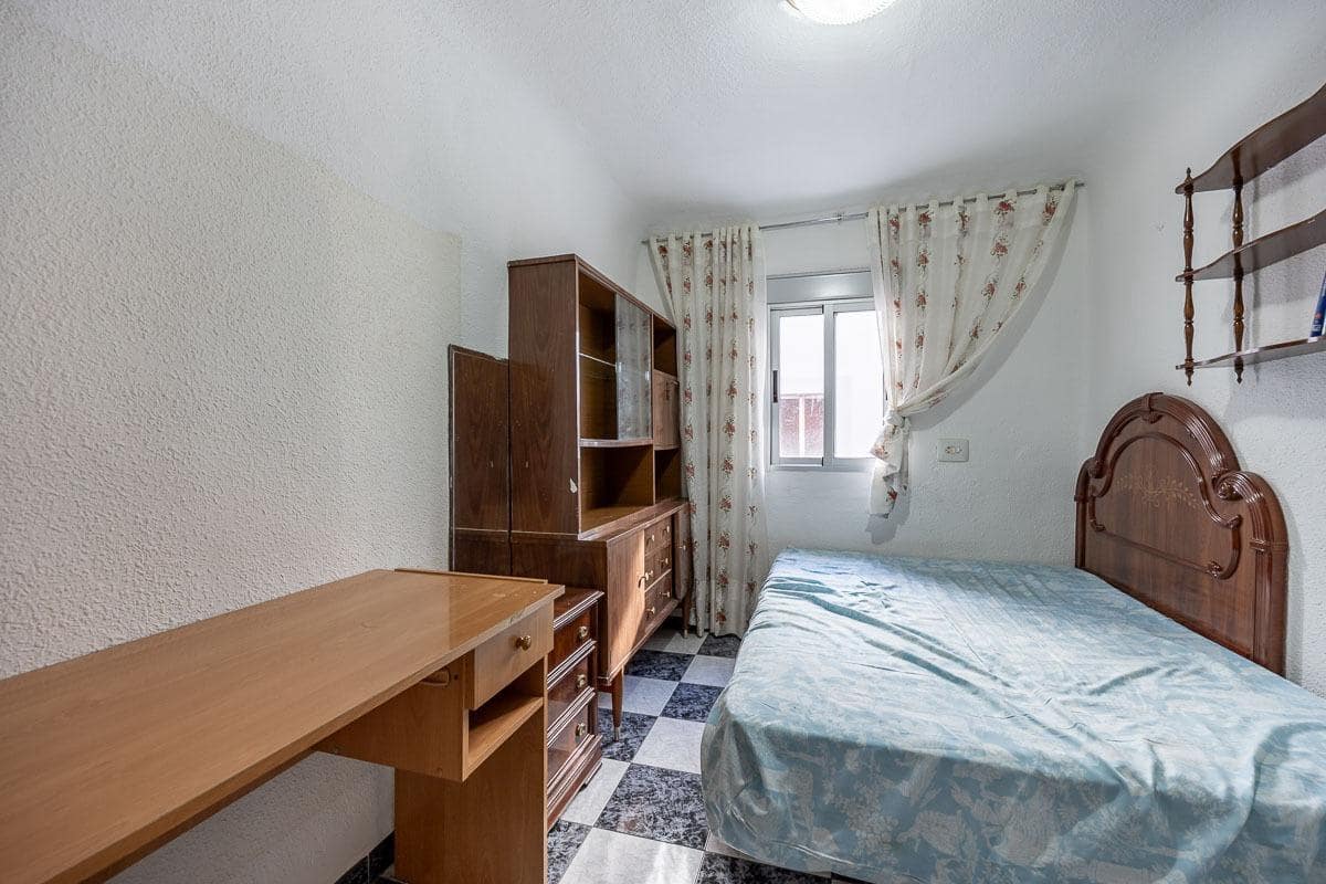 3 quarto Apartamento para venda em Granada cidade - 159 000 € (Ref: 9677666)