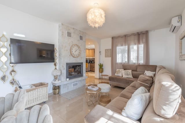 Chalet de 5 habitaciones en Peligros en venta con garaje - 395.000 € (Ref: 9677668)