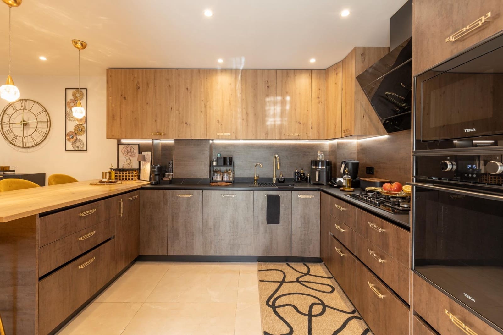 Chalet de 5 habitaciones en Peligros en venta con garaje - 395.000 € (Ref: 9677668)