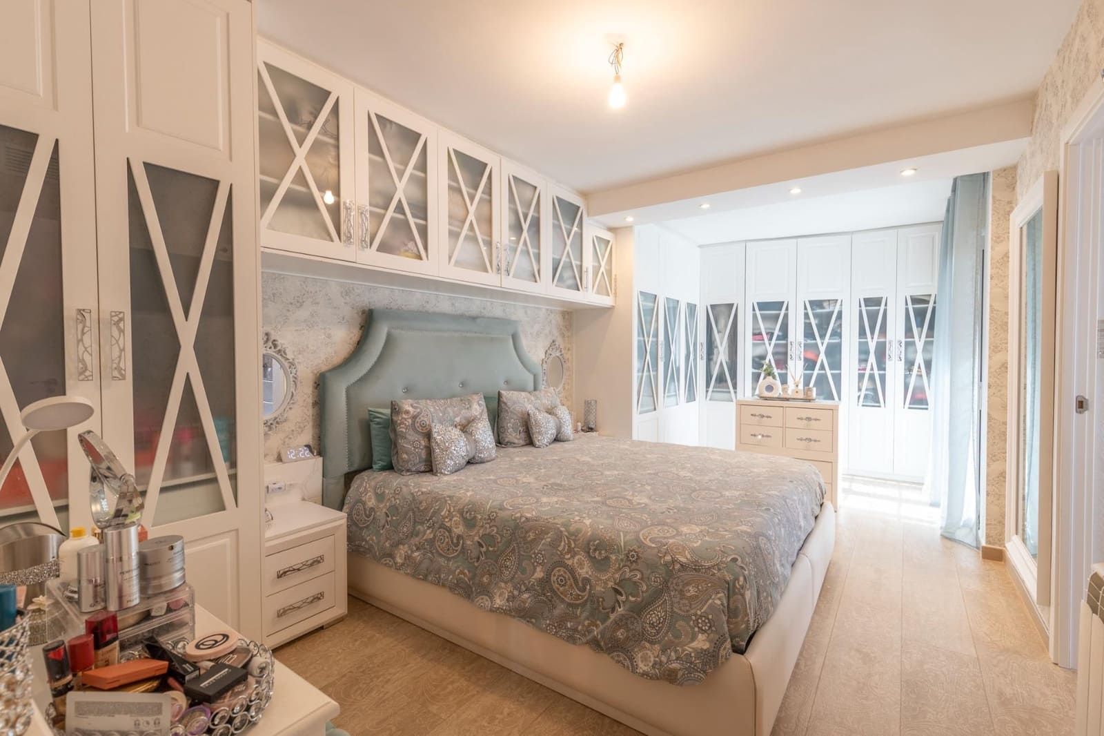 Chalet de 5 habitaciones en Peligros en venta con garaje - 395.000 € (Ref: 9677668)