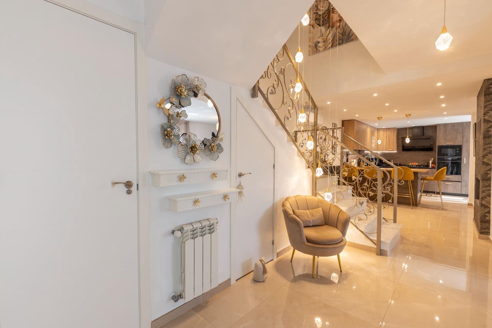 Chalet de 5 habitaciones en Peligros en venta con garaje - 395.000 € (Ref: 9677668)