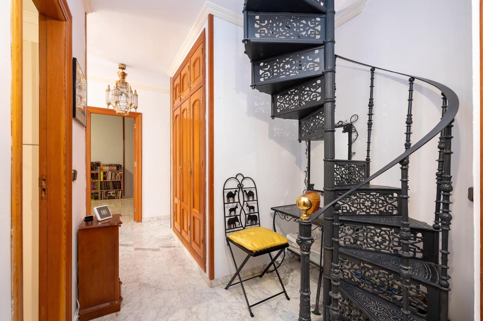 6 soveværelse Villa til salg i Granada by med swimmingpool - € 745.000 (Ref: 9677669)