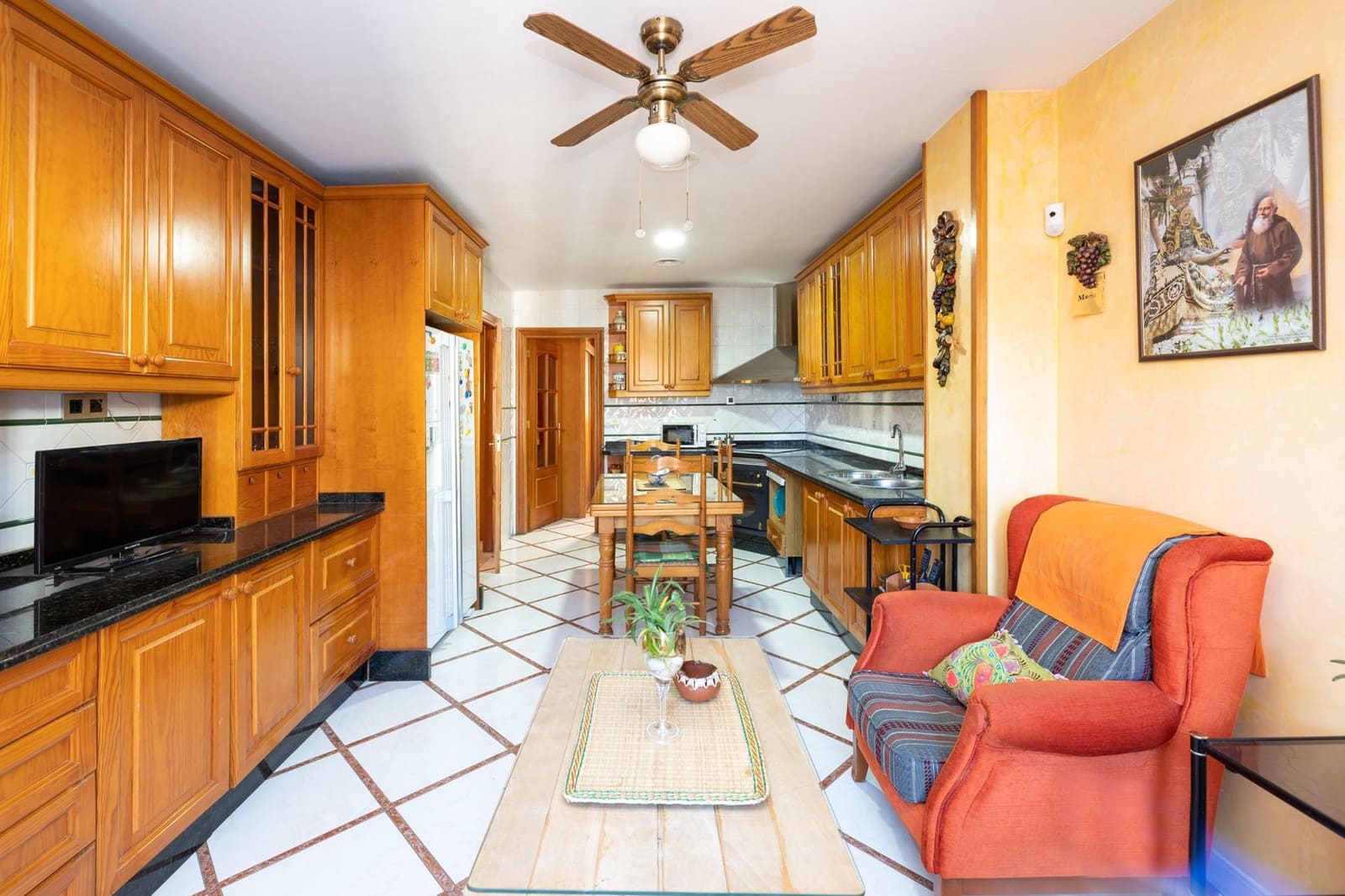 6 soveværelse Villa til salg i Granada by med swimmingpool - € 745.000 (Ref: 9677669)