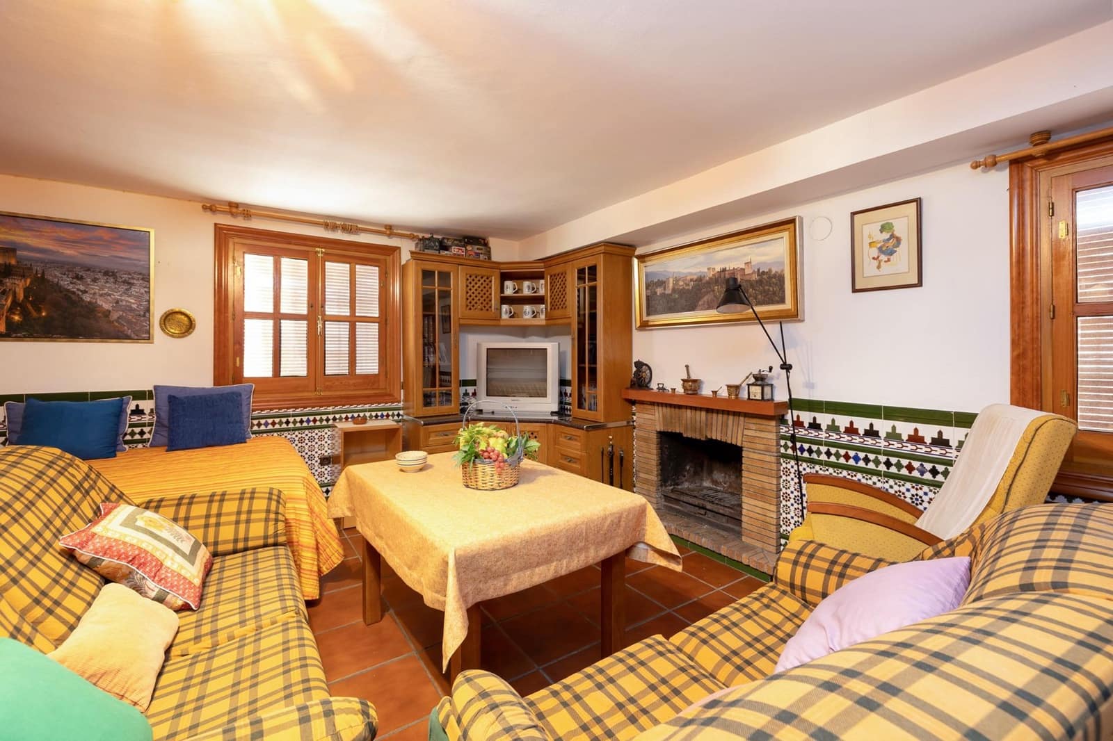 6 soveværelse Villa til salg i Granada by med swimmingpool - € 745.000 (Ref: 9677669)