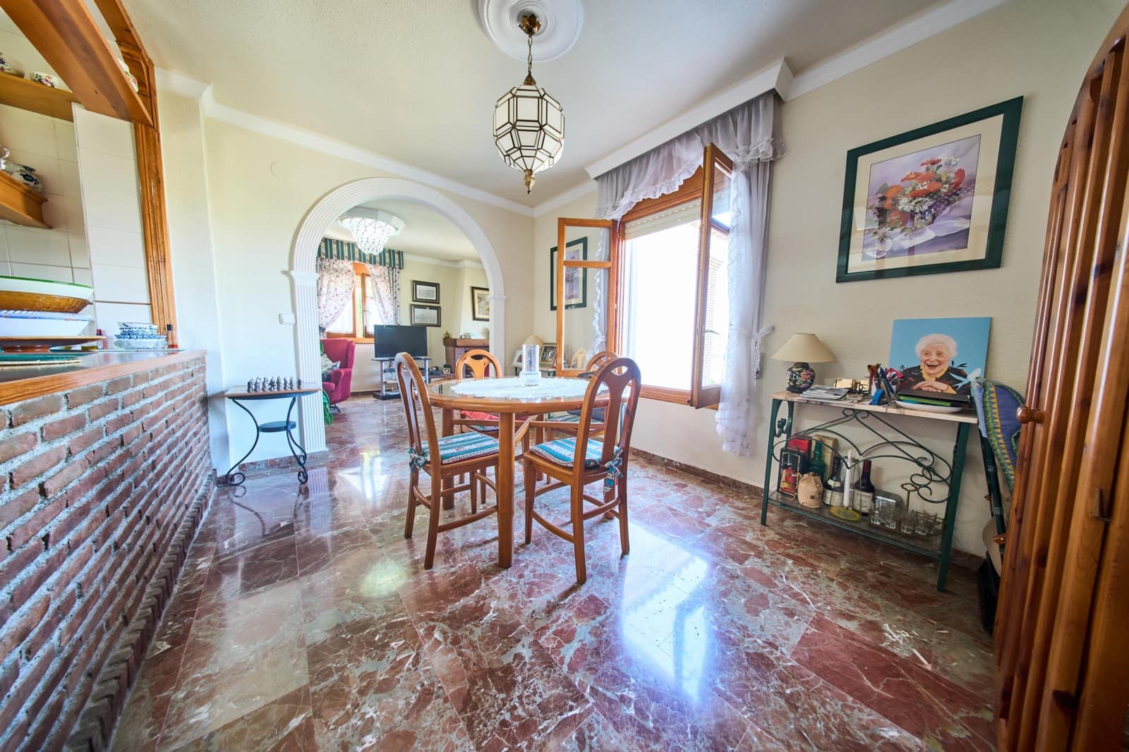 Chalet de 7 habitaciones en Otura en venta con piscina - 560.000 € (Ref: 9677672)