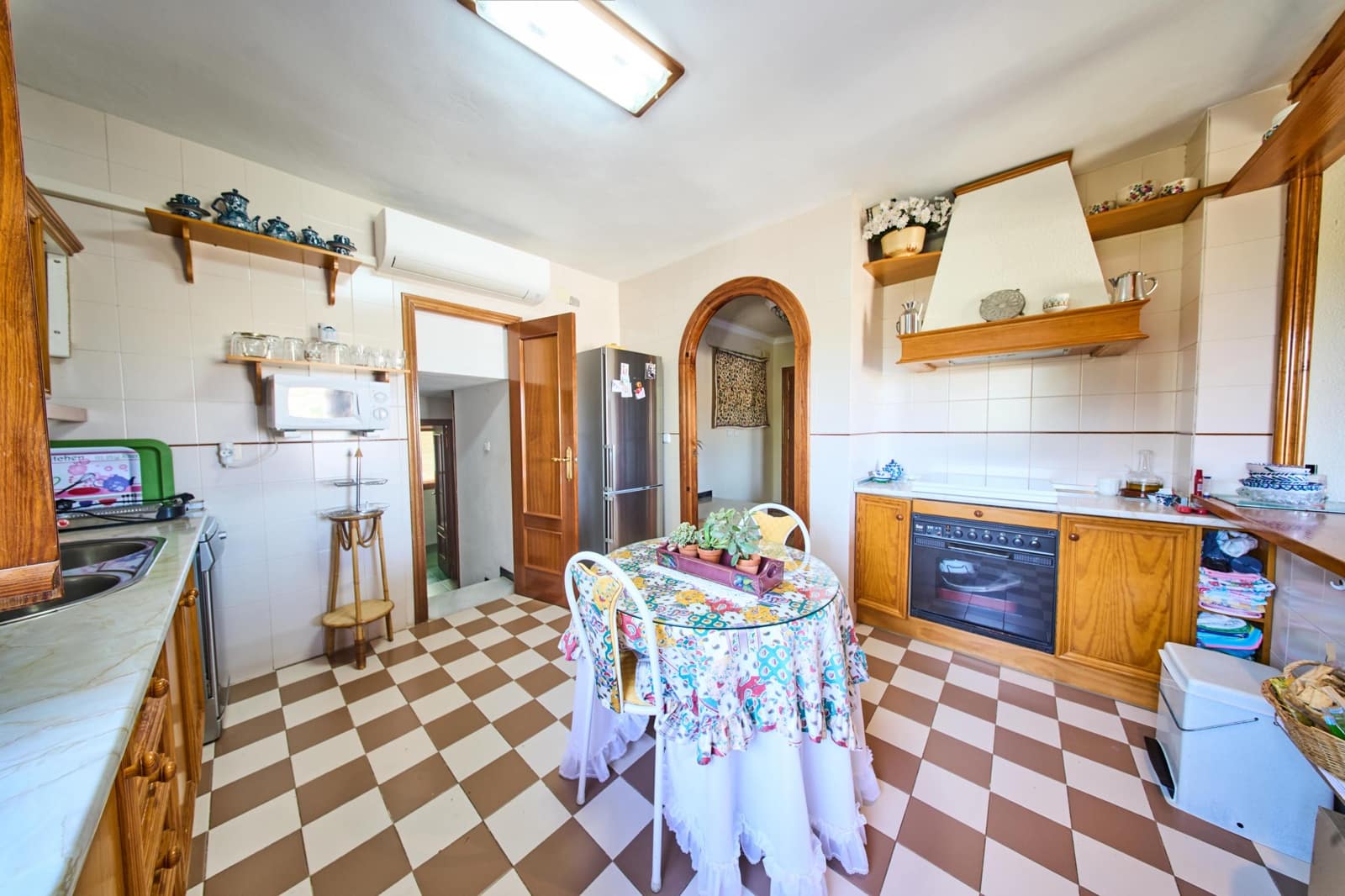 Chalet de 7 habitaciones en Otura en venta con piscina - 560.000 € (Ref: 9677672)