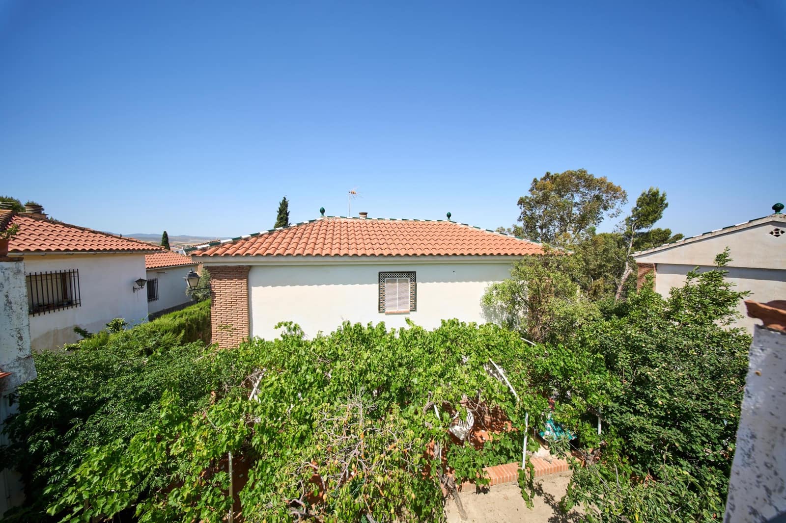 Chalet de 7 habitaciones en Otura en venta con piscina - 560.000 € (Ref: 9677672)