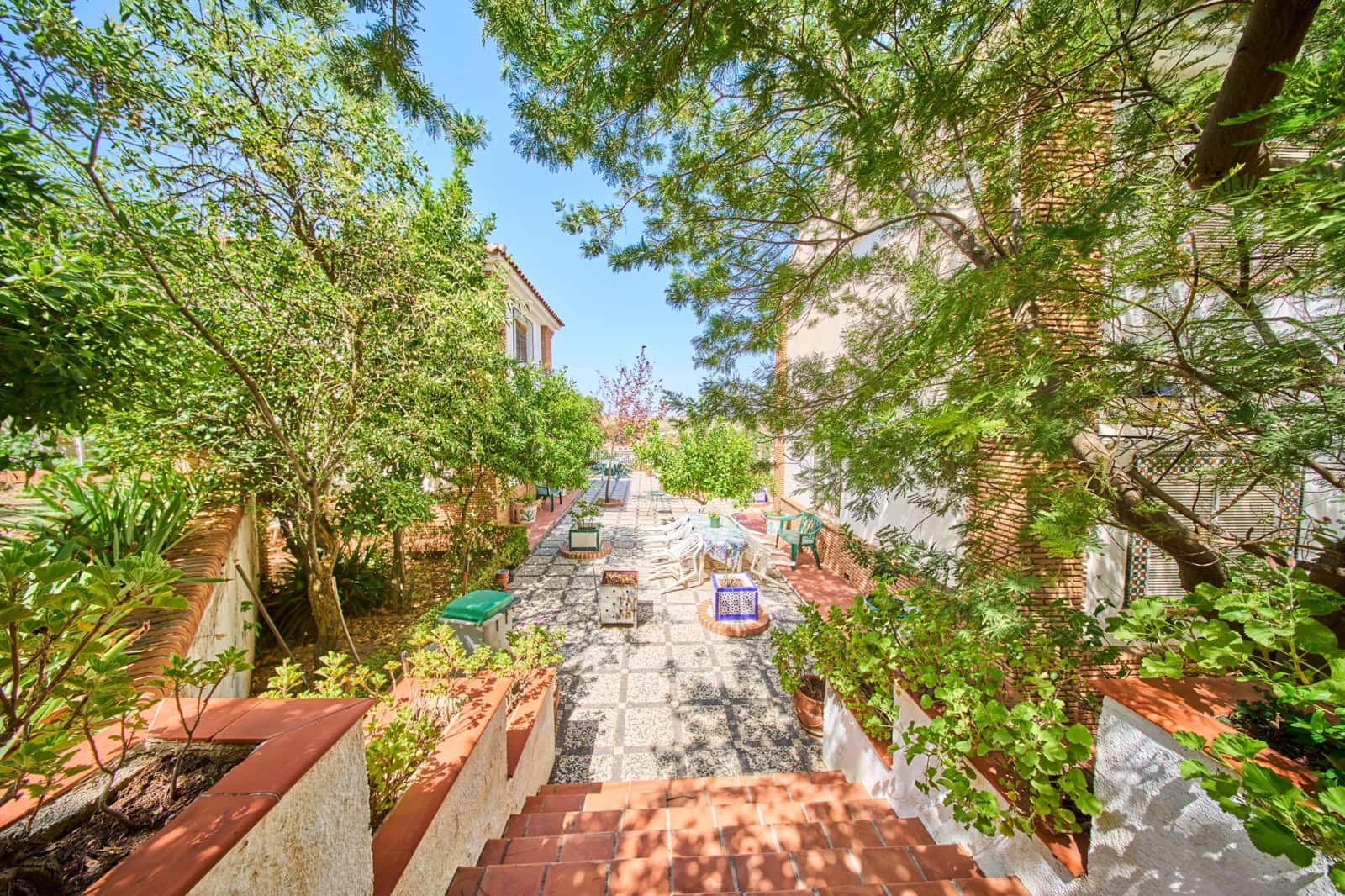 Chalet de 7 habitaciones en Otura en venta con piscina - 560.000 € (Ref: 9677672)