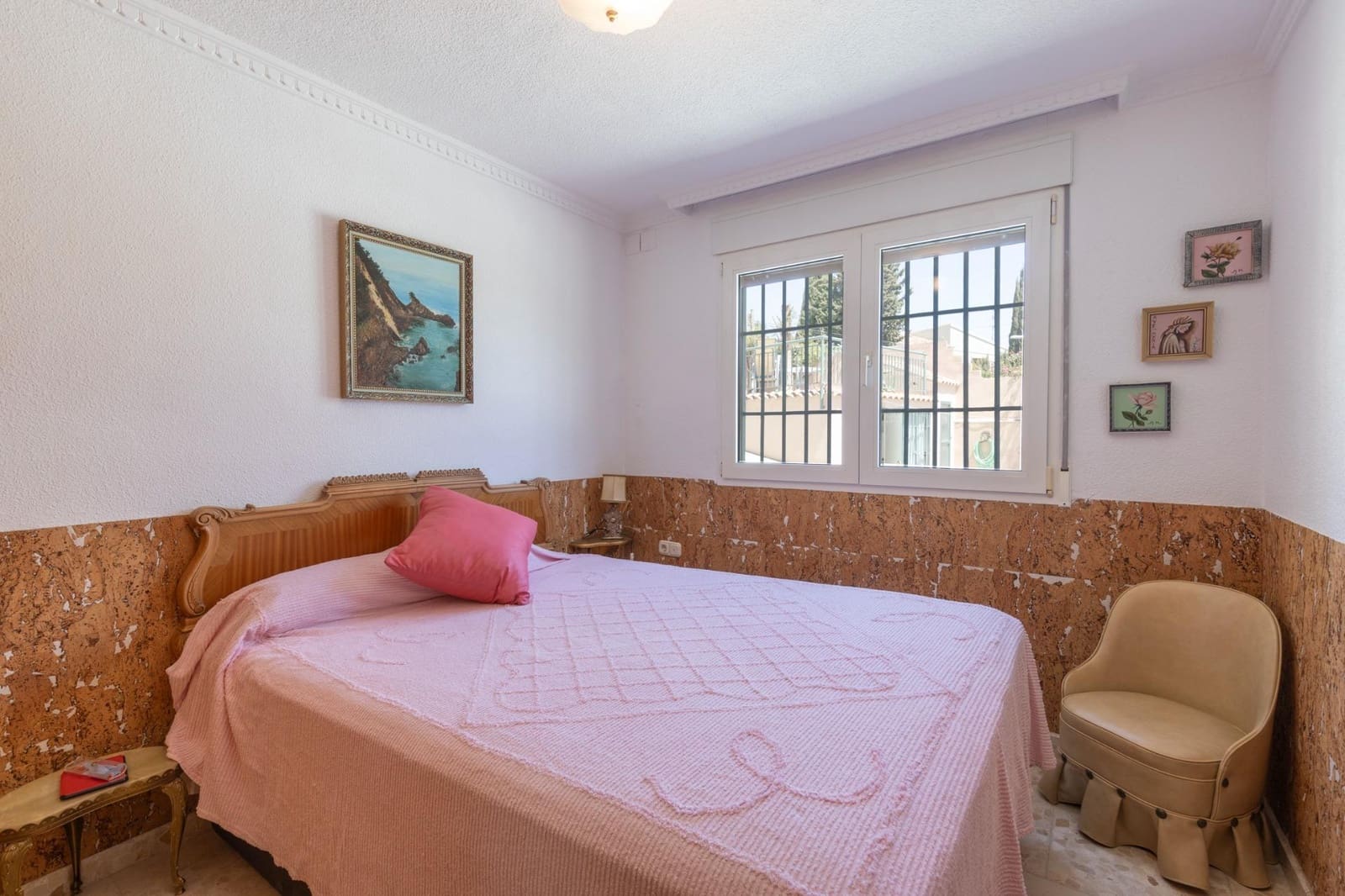 Chalet de 7 habitaciones en Las Gabias en venta con piscina garaje - 575.000 € (Ref: 9677677)