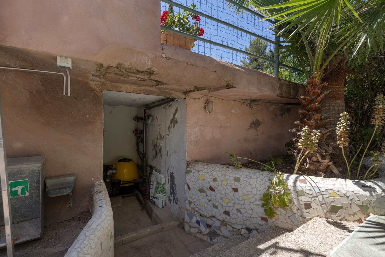 Chalet de 7 habitaciones en Las Gabias en venta con piscina garaje - 575.000 € (Ref: 9677677)